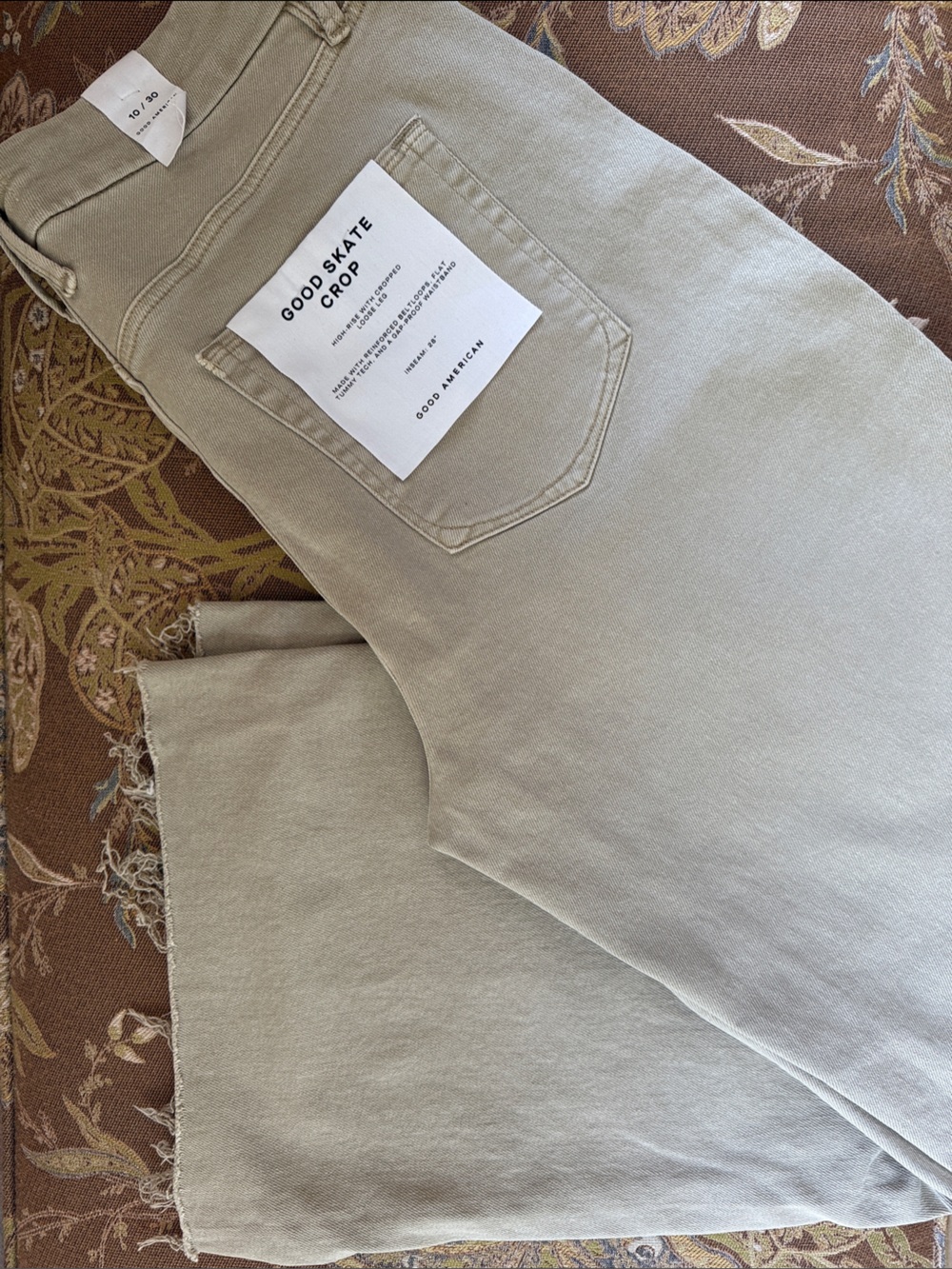 NWT Good American Cropped Skate Pant in Dune